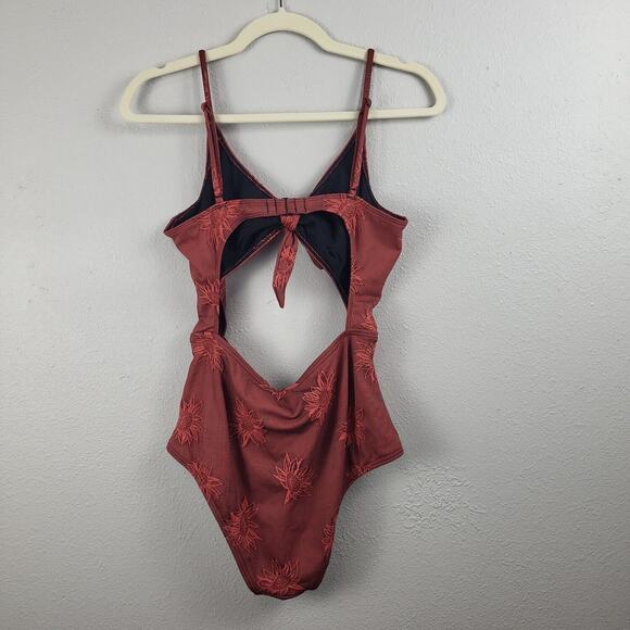 Urban Outfitters Womens Red Pink Sunflower One Piece Swimsuit Size Large - Picture 3 of 6